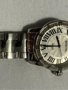 Invicta Silver-tone Crystal Bezel Roman Numeral Bracelet Watch